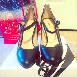 6.5 Nine West Mary Jane heels
